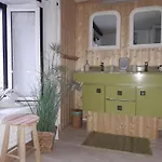 Beautiful And Authentic Дом отдыха *